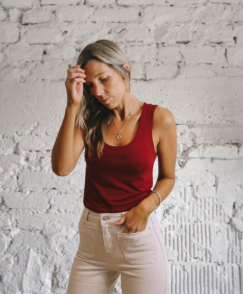 Burgundy Scoop singlet